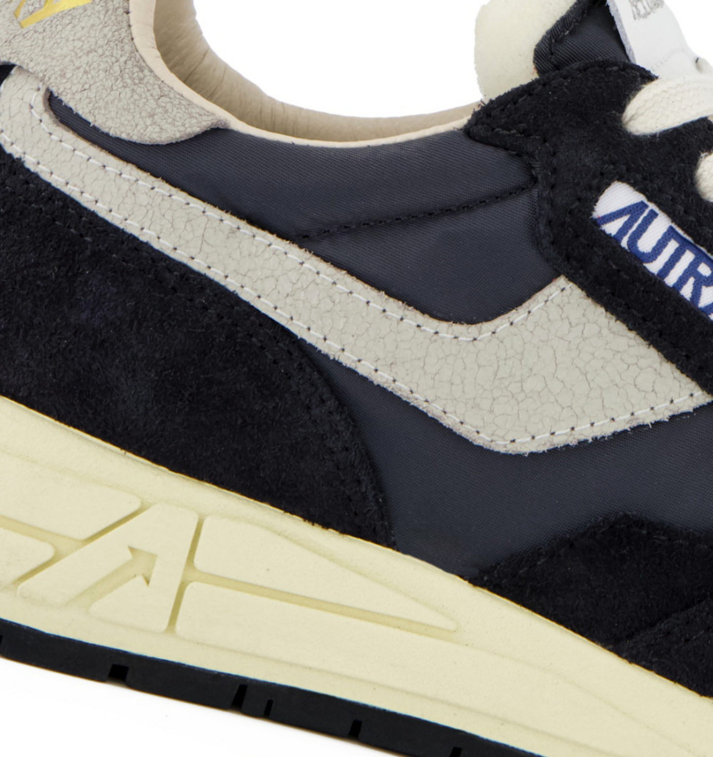 REELWIND LOW MAN NC05