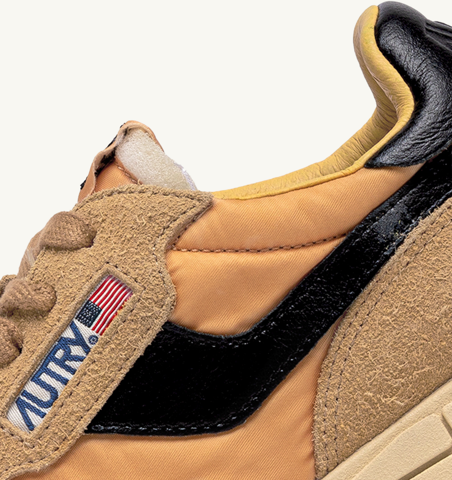 REELWIND LOW WOM UT17