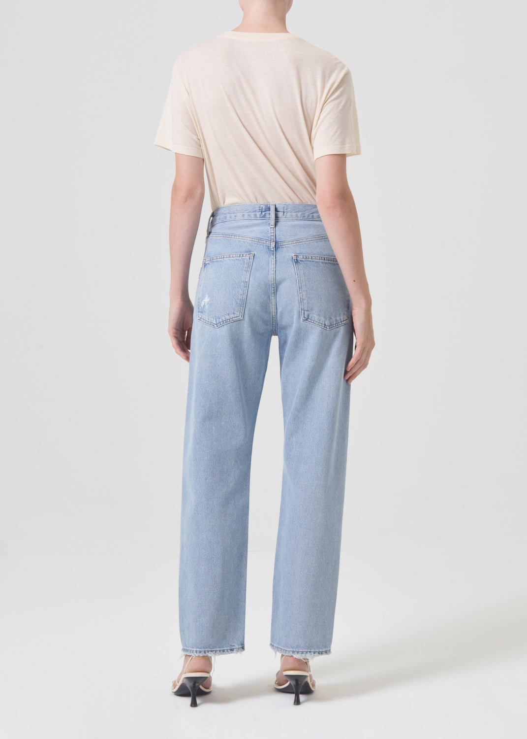 90'S JEAN IN SNAPSHOT