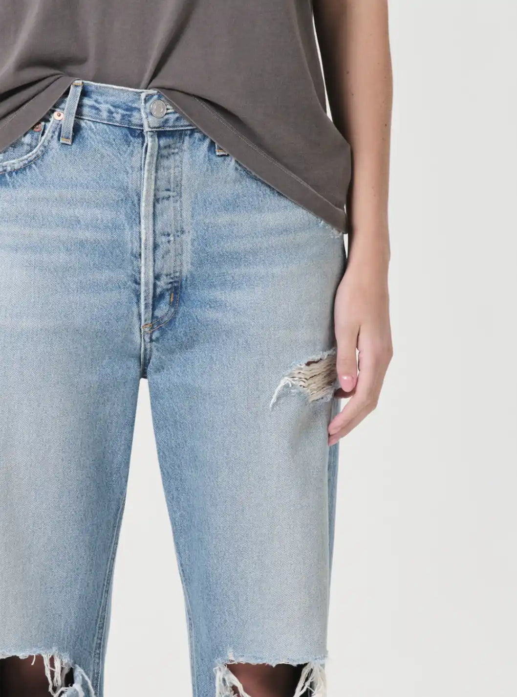 90'S JEAN IN THREADBARE