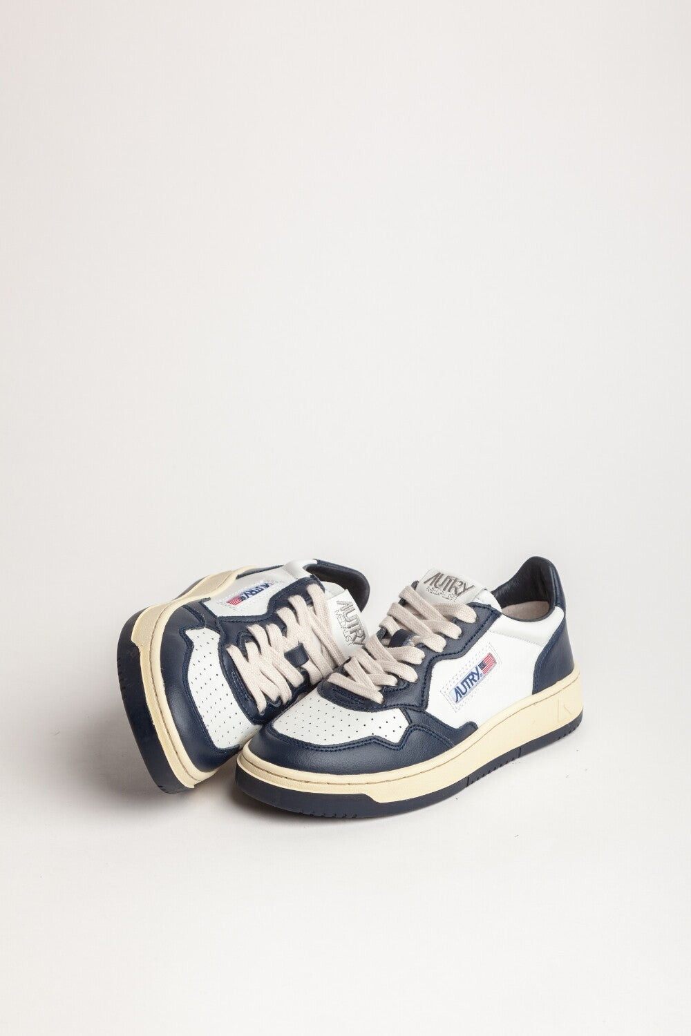 MEDALIST LOW WOM WB04