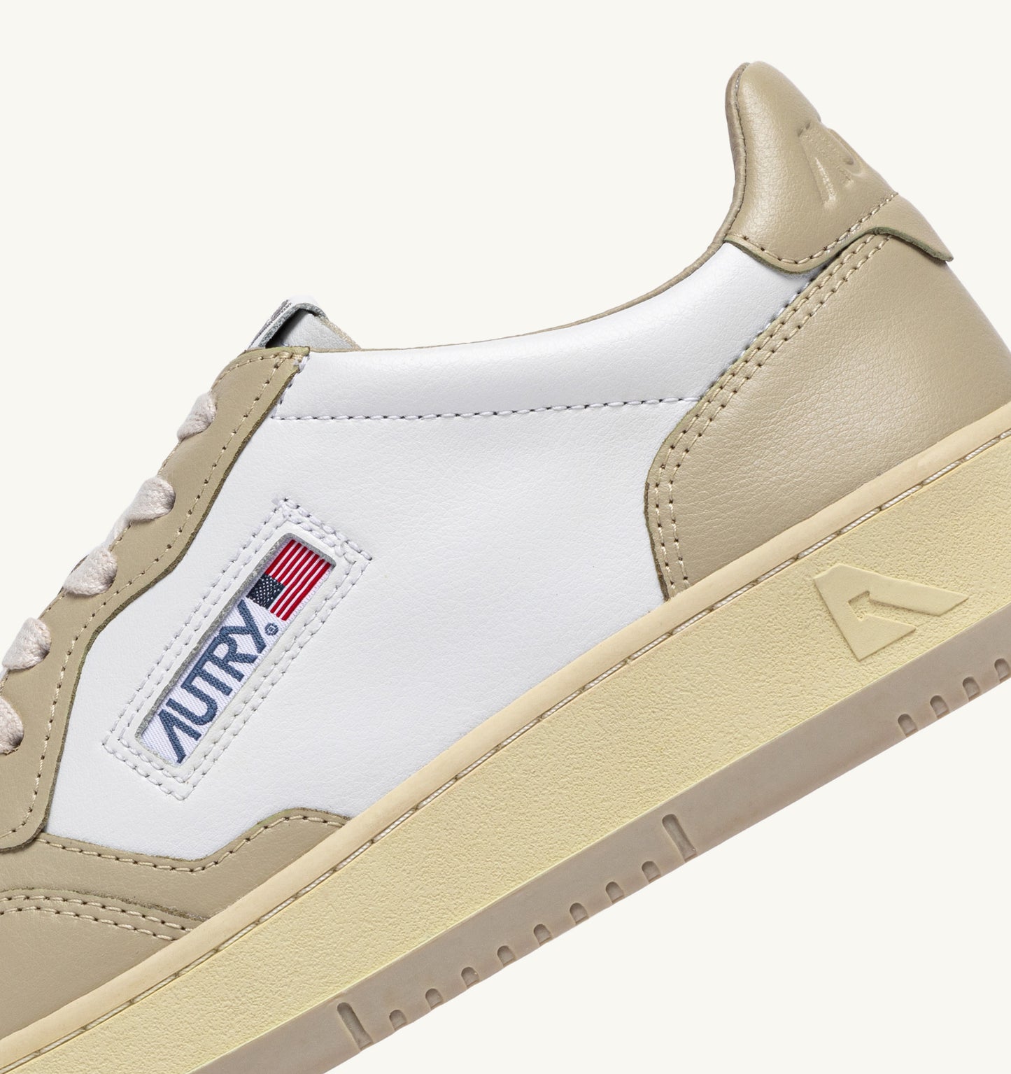 MEDALIST LOW MAN WB60