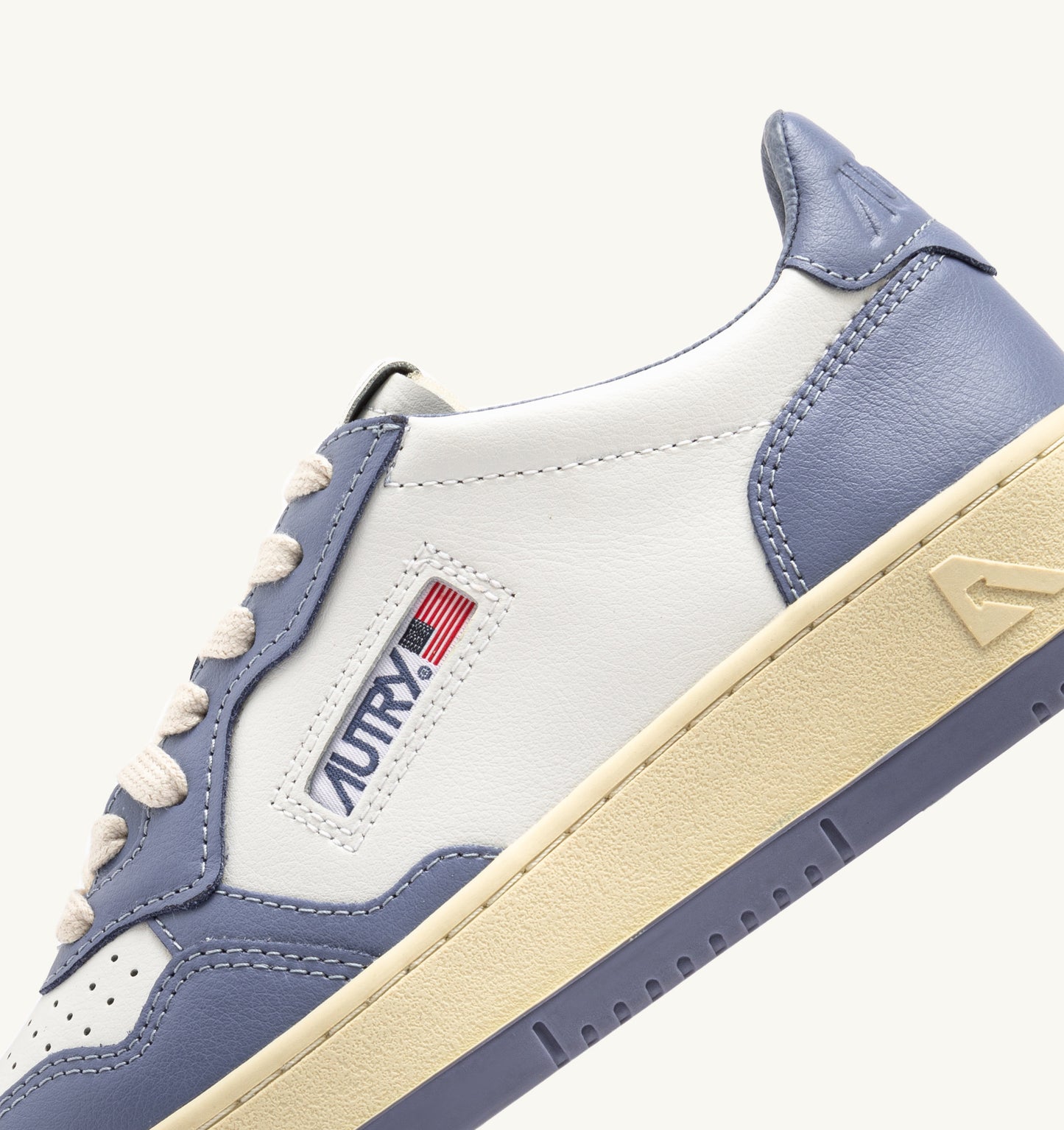 MEDALIST LOW WOM WB62