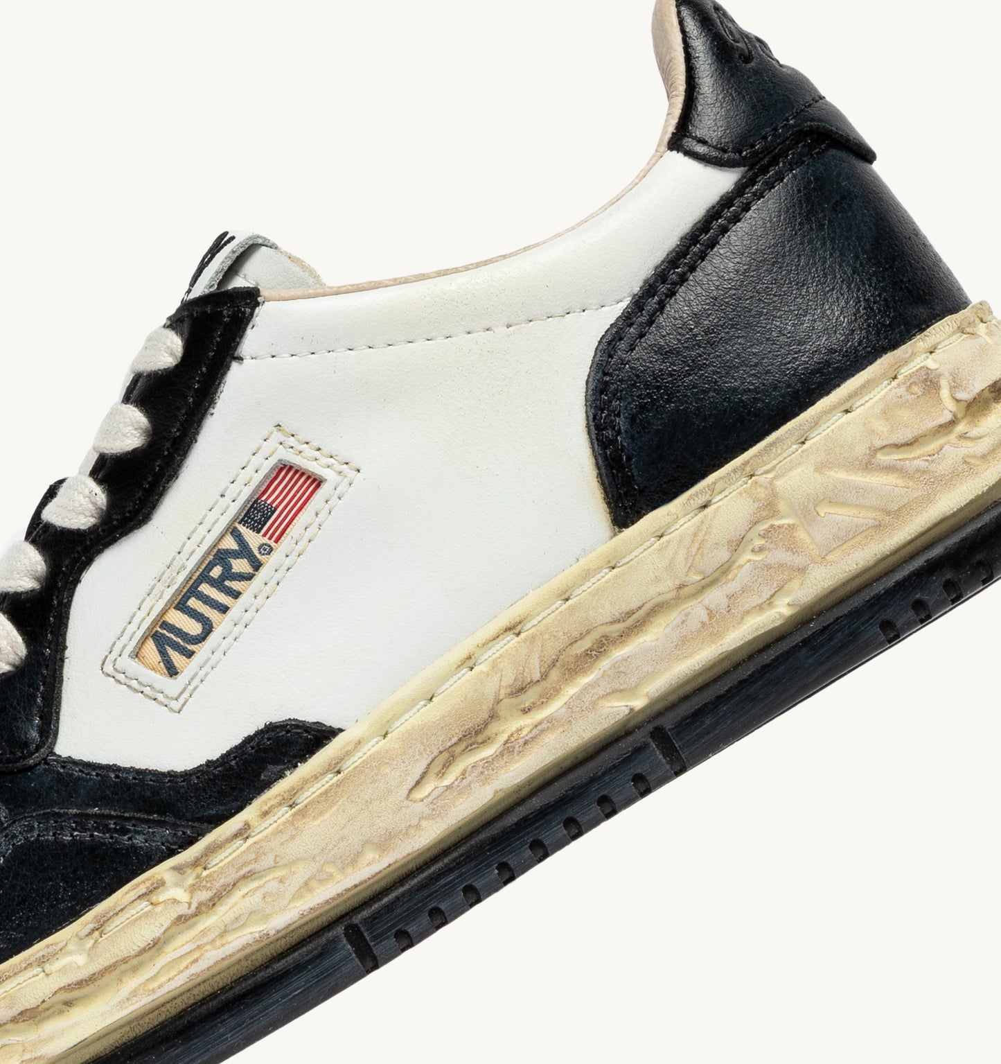 SUPVINT LOW MAN MIHARA YASUHIRO WHT/BK MMY3