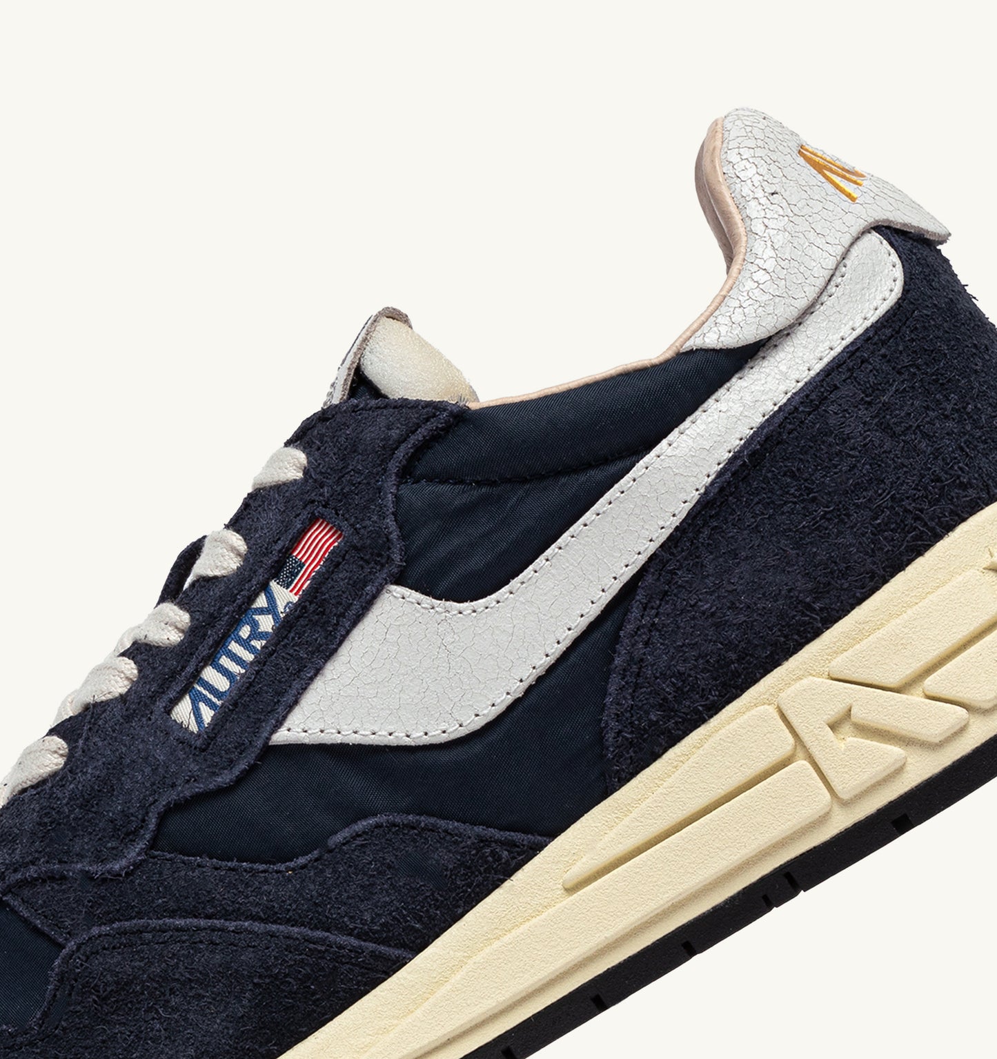 REELWIND LOW MAN NC30