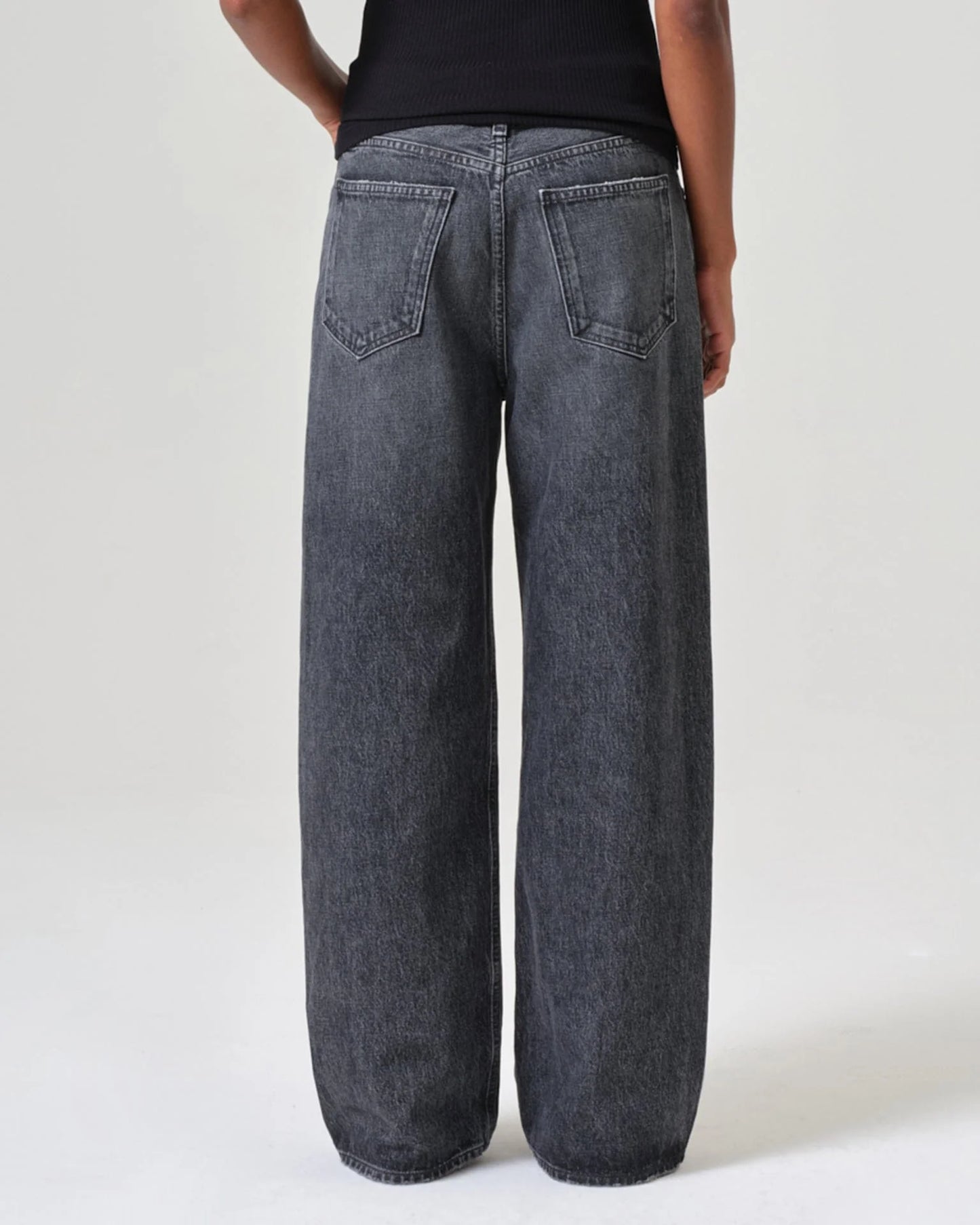 LOW SLUNG BAGGY IN DITCH