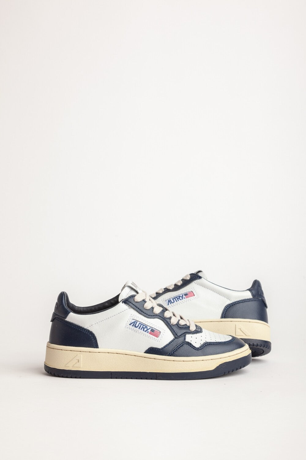 MEDALIST LOW WOM WB04