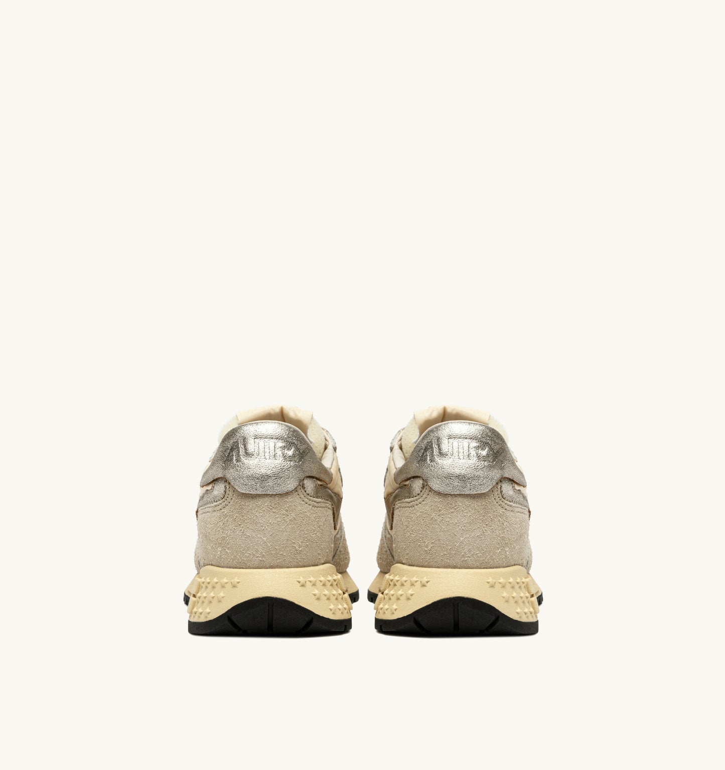 REELWIND LOW MAN UT24