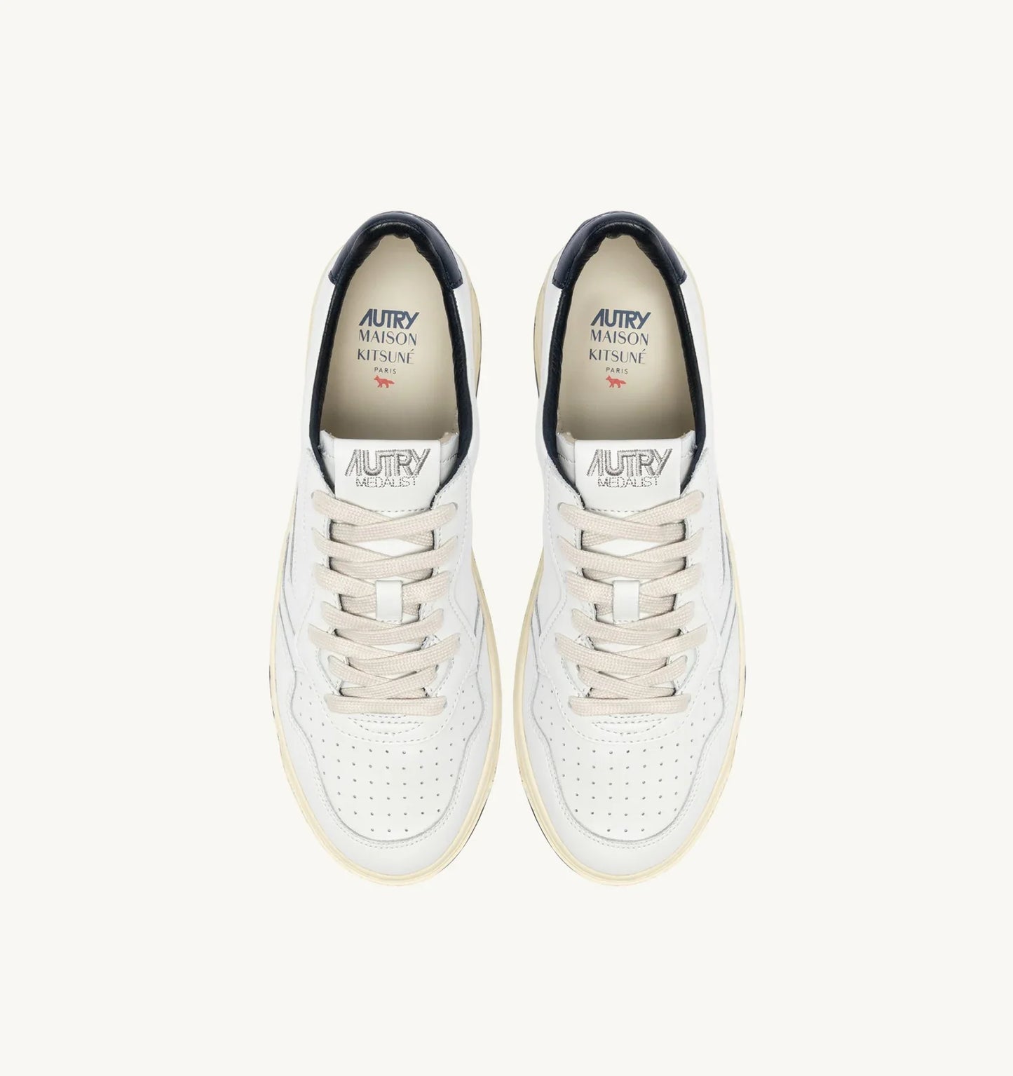 Medalist Low Men 'Maison Kistune' Sneakers In White And Blue Leather